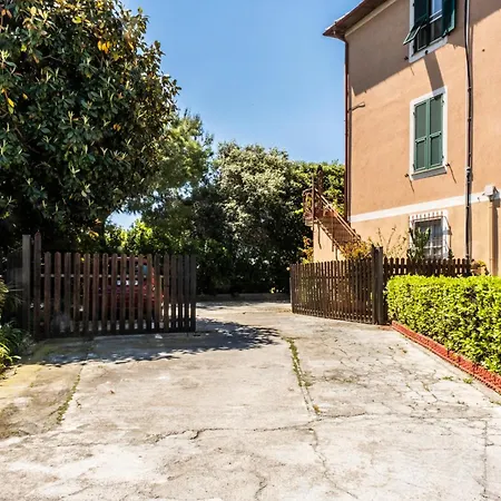 Giorgi In Riviera Ligure Apartman *
