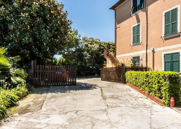 Giorgi In Riviera Ligure Appartement *